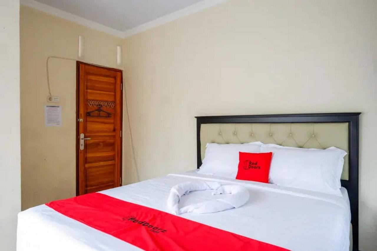 Hotel Reddoorz At Makale Tana Toraja Exterior foto